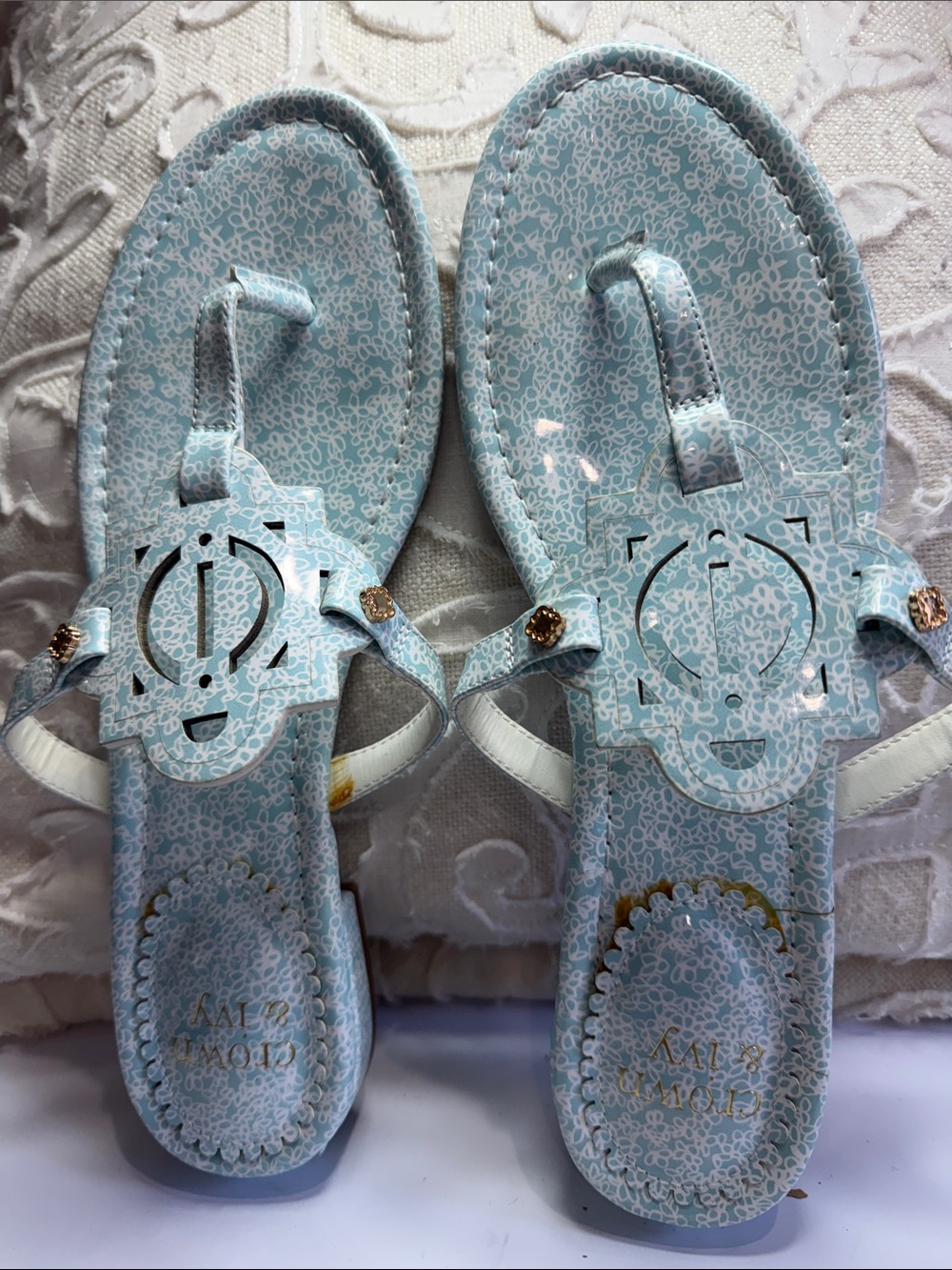 crown & ivy Light Blue Floral Cutout Thong Sandals - Women